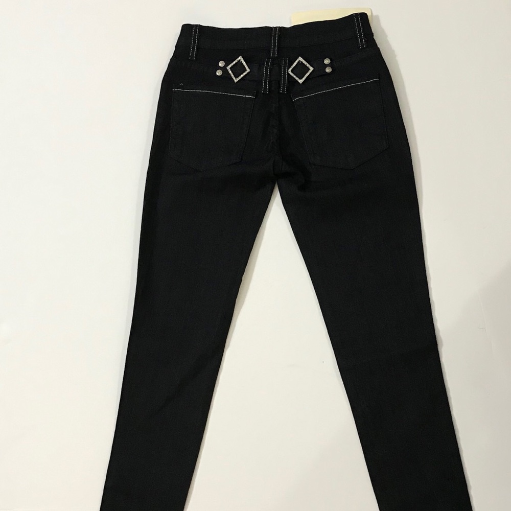 Jeans - Picture 4 of 8